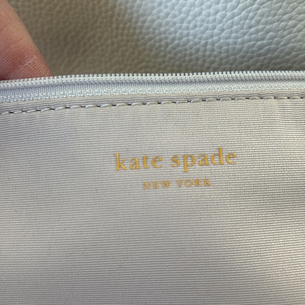 Kate Spade Cream Shoulder Bag - Picture 9 of 14